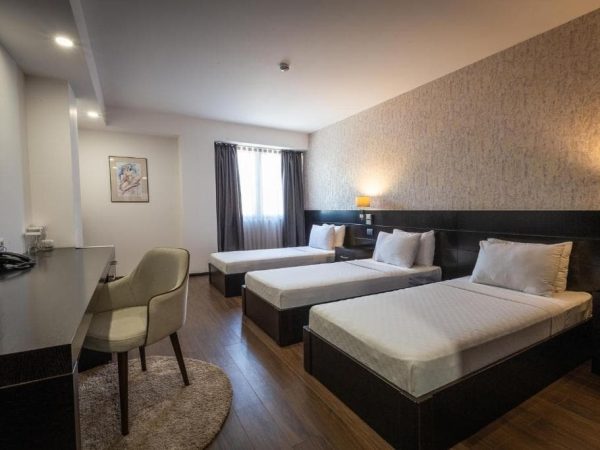 Sky-Hotel (5)